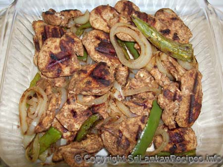 GRILLED CHICKEN WITH BELL PEPPER