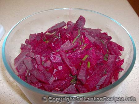BEET CURRY WITH CILANTRO